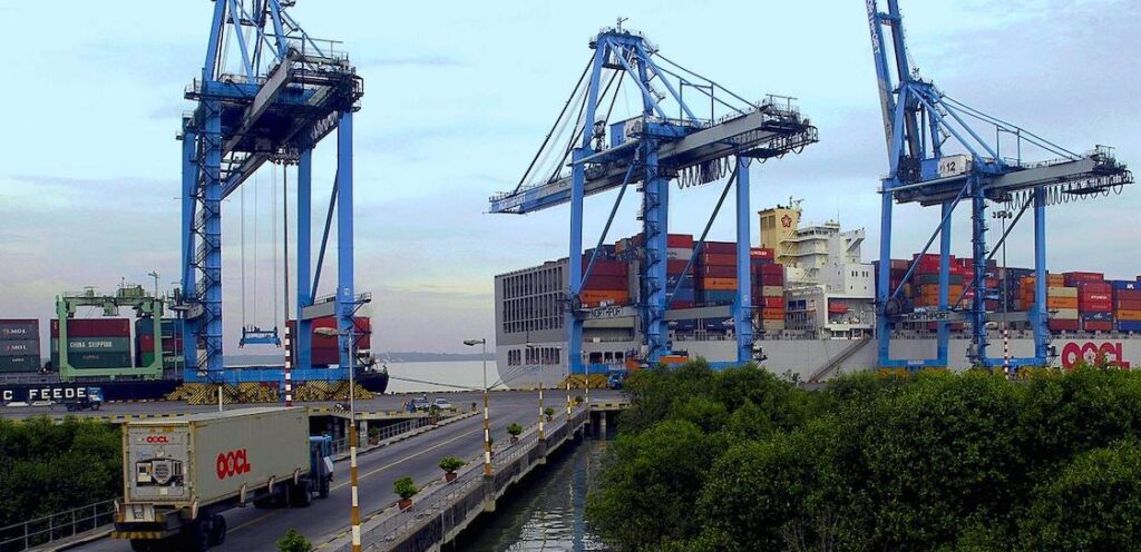 Port Klang Malaysia Pelabuhan पोर्ट क्लैंग پورٹ کلینگ 光大港 포트 클랭 ポートクラン ท่าเรือกลาง পোর্ট ক্ল্যাঙ ميناء كلانج Порт Кланг